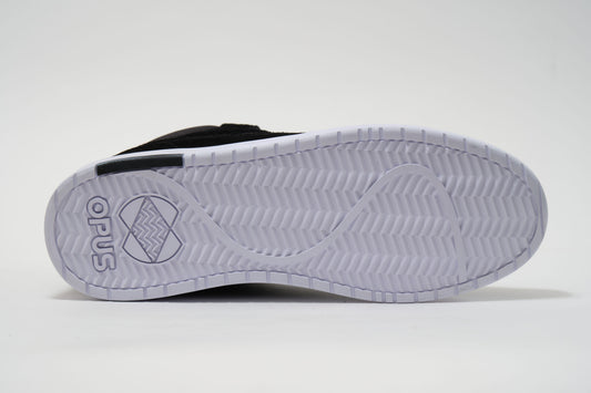 Standard Mid - Cup - Black / White