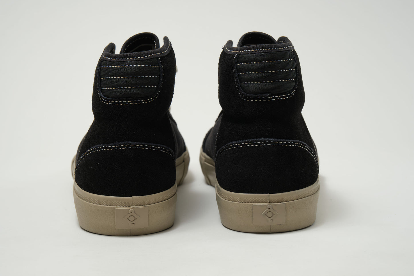 Courtside High - Vulc - Black / Cream